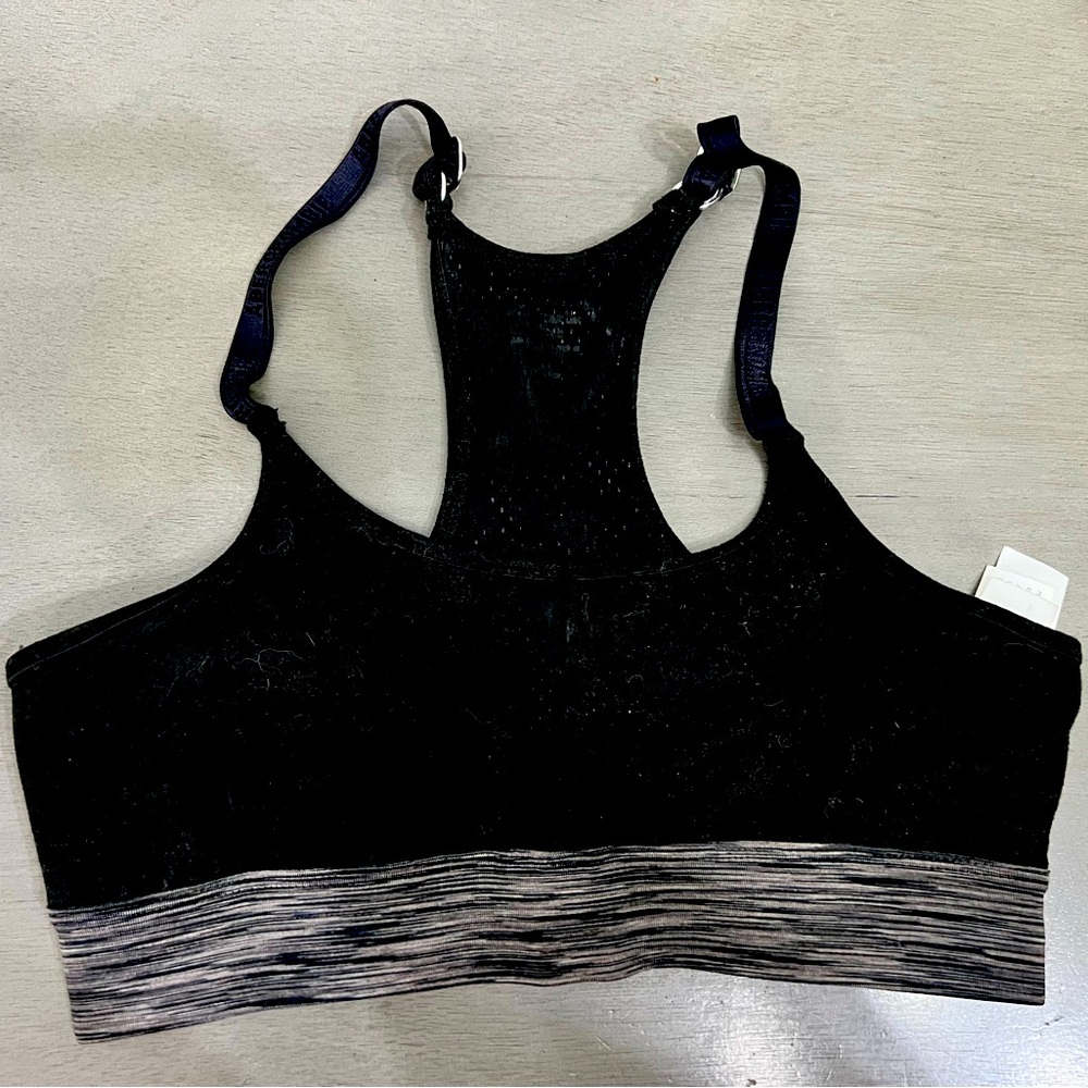 Abercrombie & Fitch sport bra